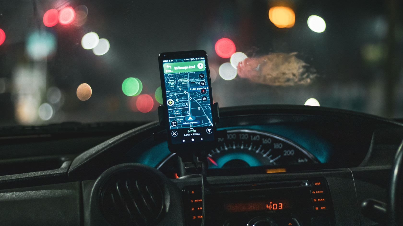 Android Auto не даёт звонить с закрытого Motorola Razr