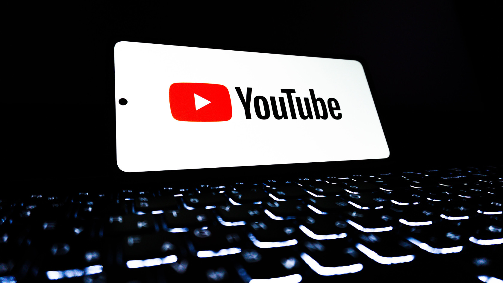YouTube.com/activate: как войти в YouTube на телевизоре, приставке или консоли