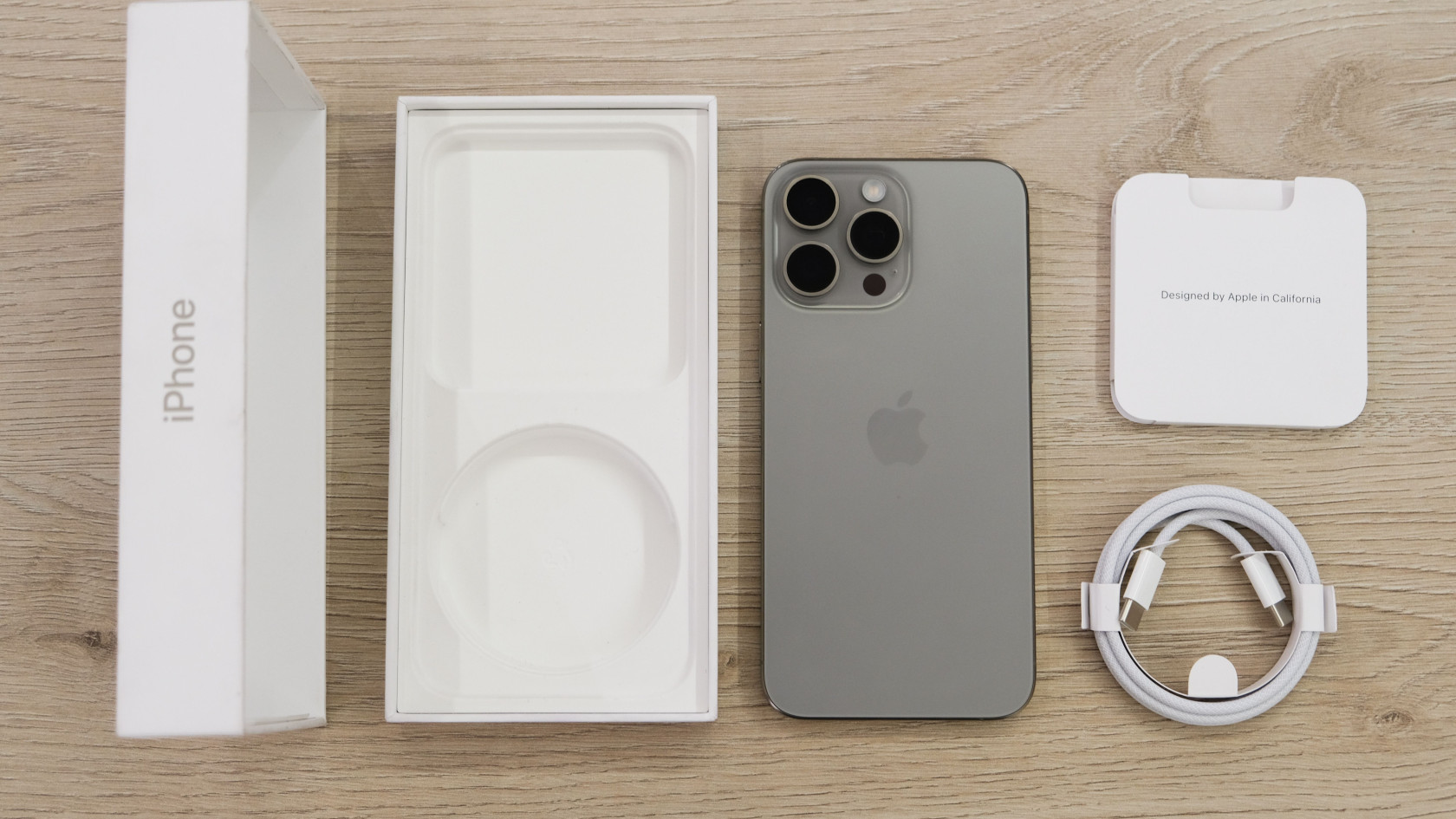 iPhone 18 Pro Max теряет сеть у клиентов AT&T: Apple меняет аппараты