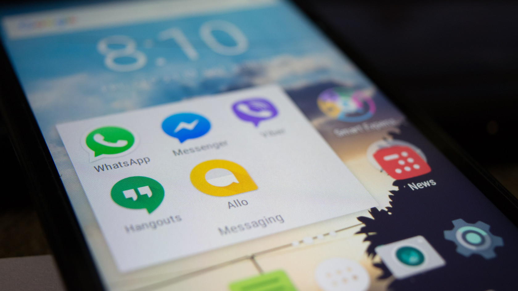 Android научился ловить мошенников в сообщениях и при переадресации звонков